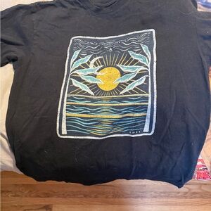 Roxy Sunrise Graphic Tee with Teal and Gold Print